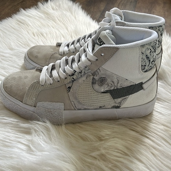 Nike SB Zoom Blazer Mid Premium Floral White Grey shoes - Picture 6 of 7